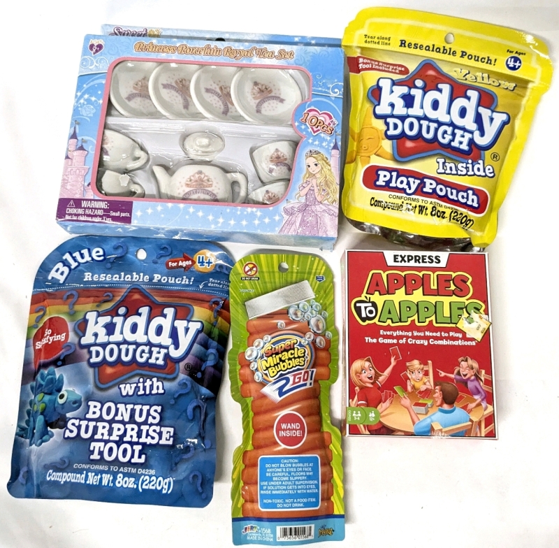New Toys & Games: Princess Porcelain Royal Tea Set, 2x Kiddy Dough Pouches 220g, Apples to Apples Game, Super Miracle Bubbles 2Go