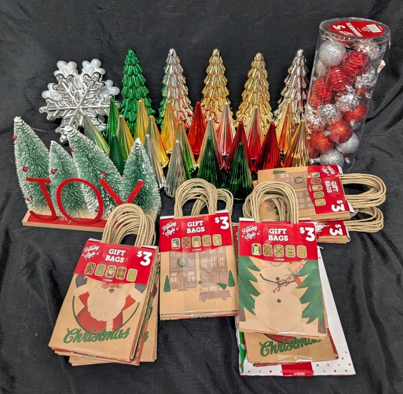 New: Christmas Decorations Lot! Many Gifting Bags - Ornaments - Decorative Trees and Snowflakes