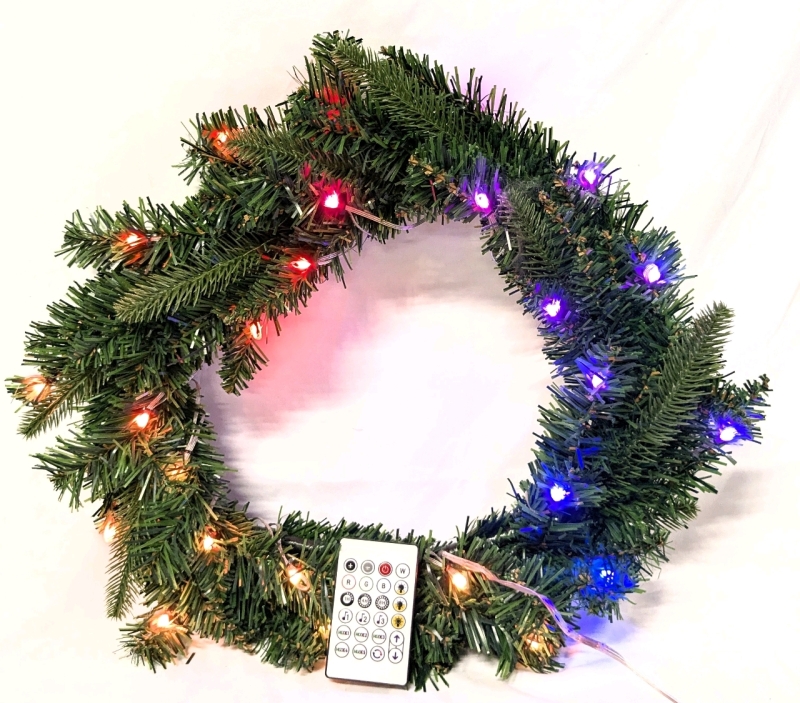 As-New 17" LED Christmas Wreath USB Powered with Remote Control