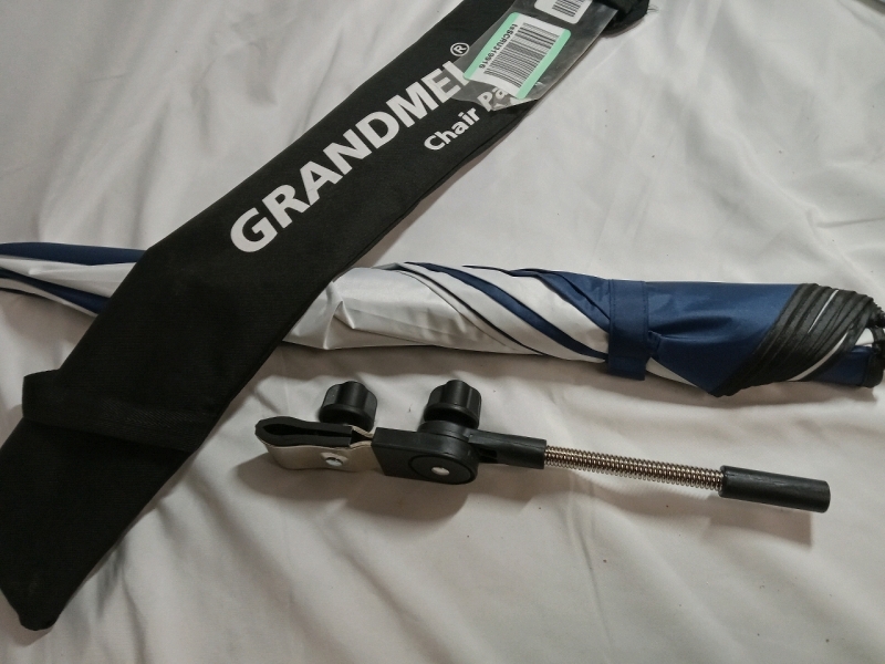 As New | Grandmei Chair Parasol | Measures 28"