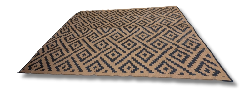 As-New Large Waterproof Woven Patio / Outdoor Rug - 106.5" x 145"
