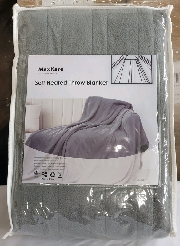 New - MaxKare Soft Electric Heated Fleece Throw Blanket , Grey . Size Unknown