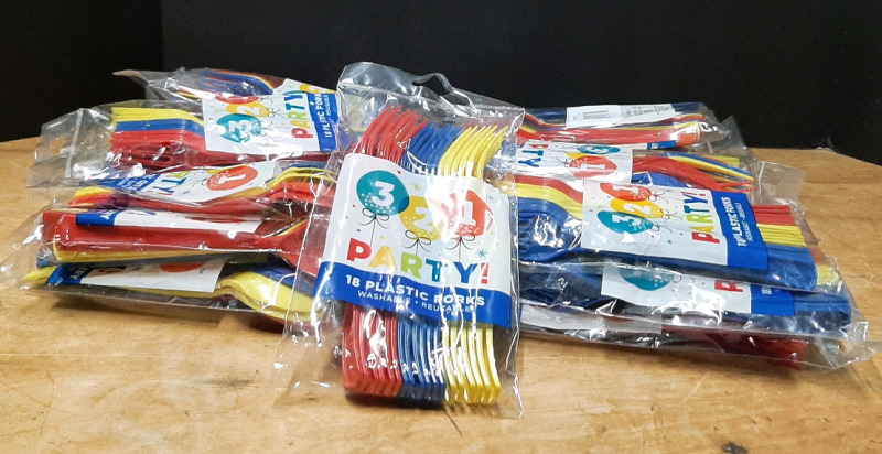 20 Packs of Red, Blue & Yellow Plastic Cutlery