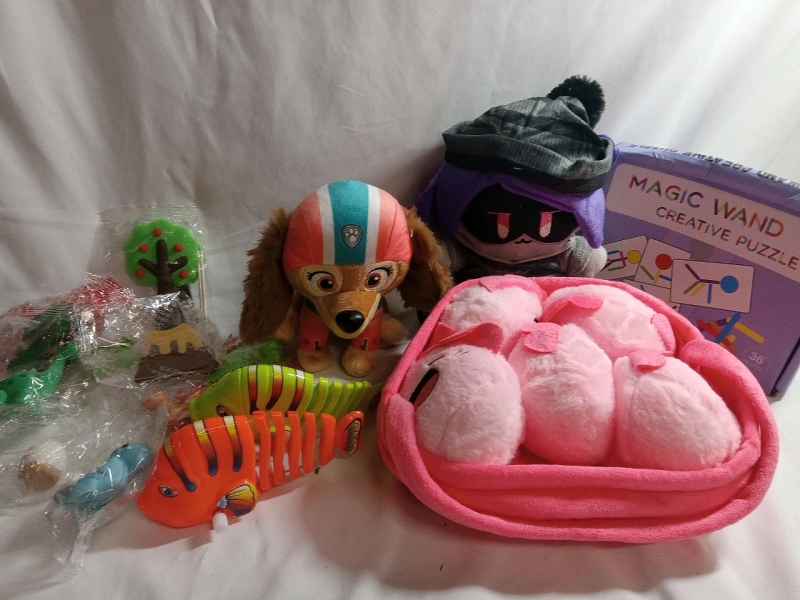 5+ New | Kid's Toys and More Lot