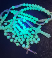 2 Glow in the Dark Acrylic Rosary Necklace One 59 Beads 0.8cm Diameter Cross Pendant / Luminous Bead Rosary Necklace