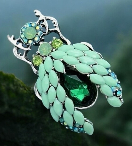 Vintage Inspired Beetle Brooch Elegant Green & Blue Opaque Rhinestone Approximately 1.75 x 1 Inch