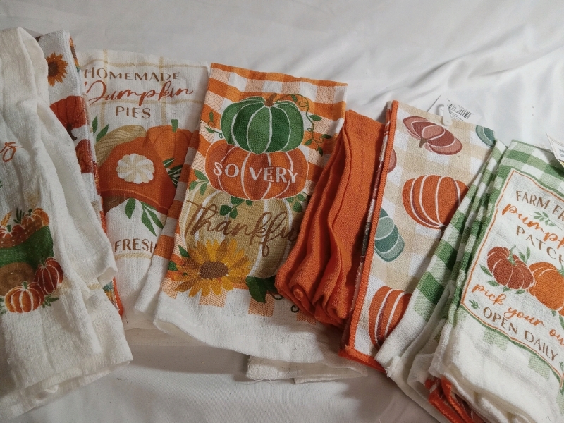 9 New | Fall Themed Kitchen Towels | 14x24"