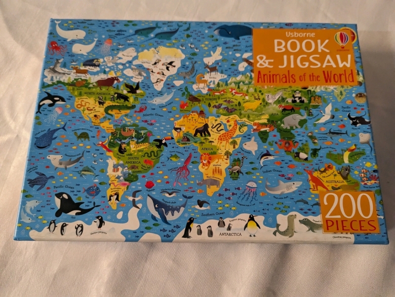 New Usborne Animals of the World Boog and Jigsaw Puzzle. Finished puzzle is 59 x 40 cm.