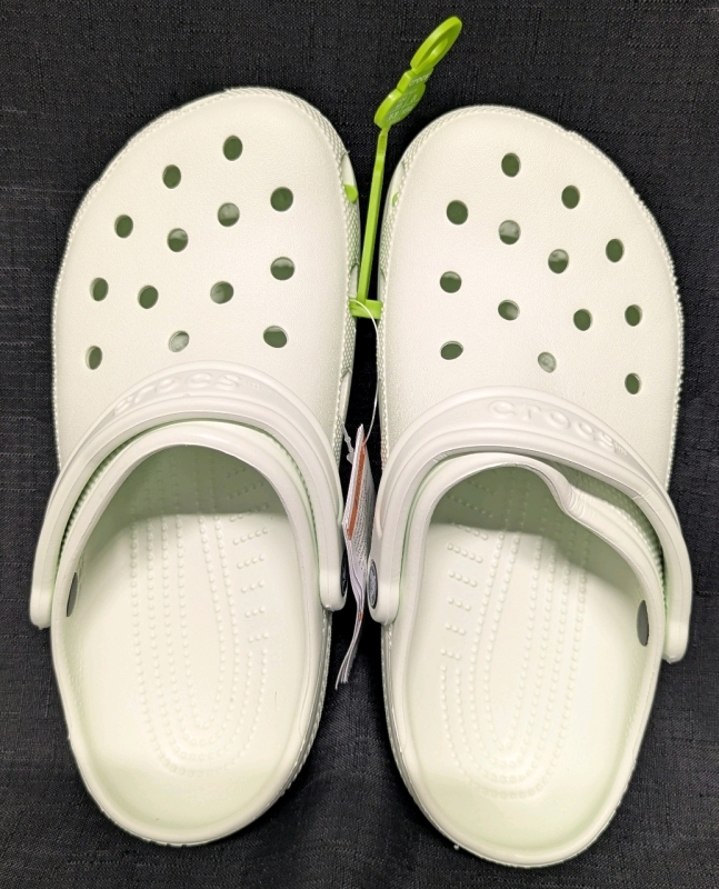 New: Size M6/W8 - Crocs Classic Clog - Mint Colour