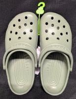 New: Size M5/W7 - Crocs Classic Clog - Green