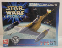 New - AMT Star Wars Episode I Diecast Naboo Starfighter Model , Sealed . 1/48 Scale