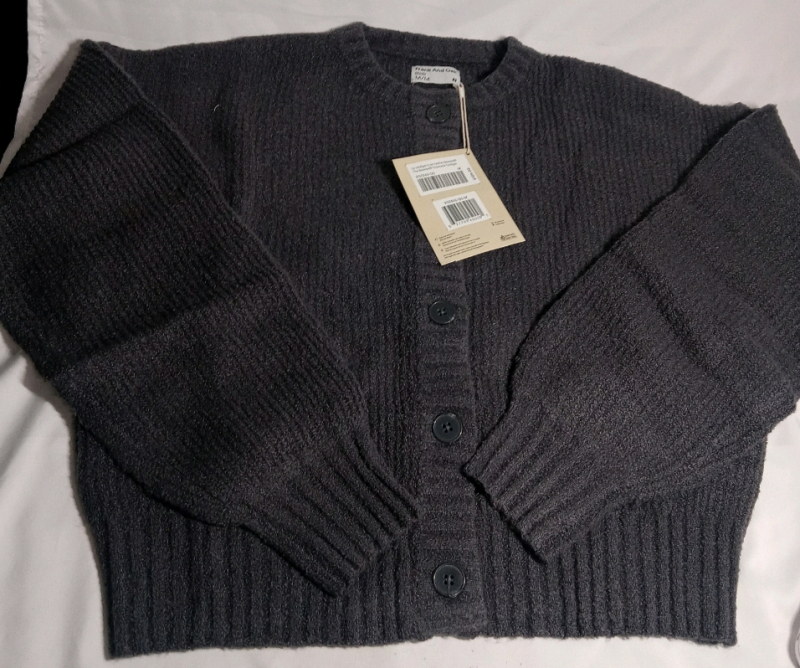 New | Size M Women's Frank And Oak Crewneck Cardigan | Retails $129.00
