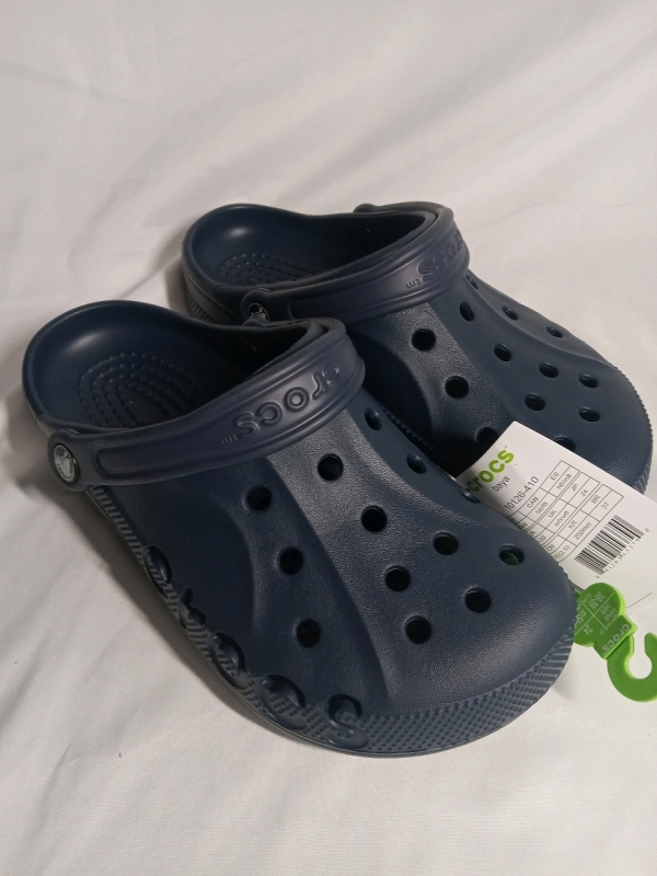 New | Size 8 Women's/Size 6 Men's Baya Crocs