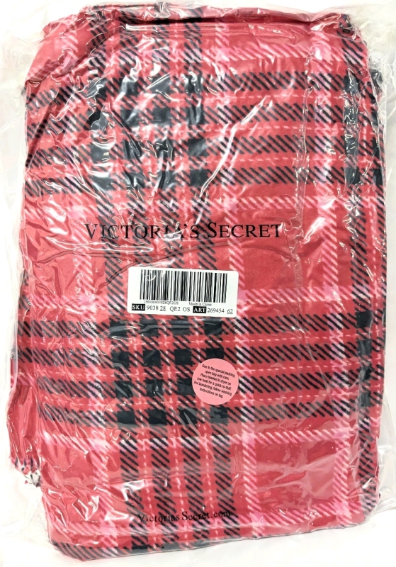New VICTORIA'S SECRET Red Plaid Print Fleece Sherpa 60 x 50 Blanket