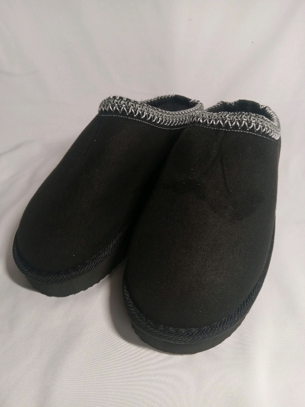New | Size 38 Women's Platform Slippers
