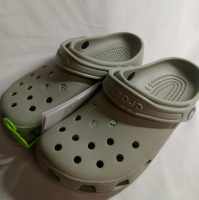 New | Size h6/f8 Classic Crocs