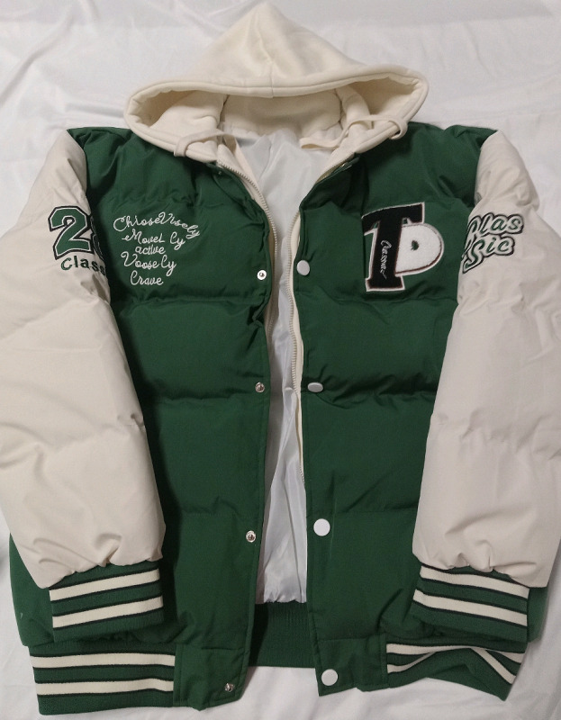 New | Size L Men's Puffer Jacket w/ Sewn in Sweater