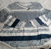 New | Size XXL Women's Longsleeve V-neck