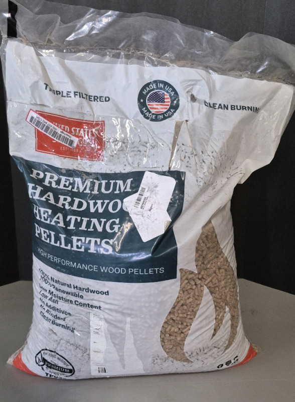 As New 40lbs Premium Hardwood Heating Pellets