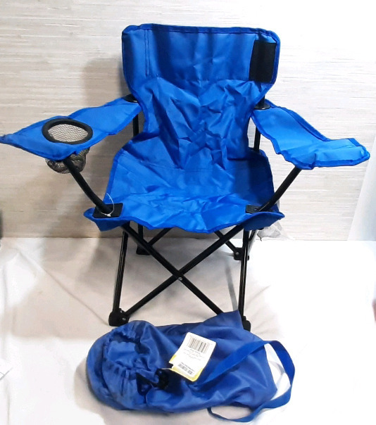 New Kids Blue Foldable Lawn Chair with Mesh Drink Holder and Carrying Bag