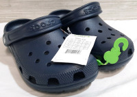 New Pair of Classic Blue Crocs, size m4/w6