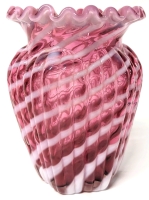 Vintage Unsigned FENTON Art Glass Cranberry Opalescent Spiral Optic Ribbed Vase - 4.75" Tall