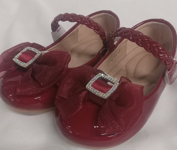 New | Kid's Size 24 | Strapped Flats w/ Bow and Buckle Design