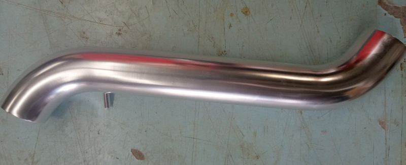 New | 23" Appears to Be Metal Exhaust