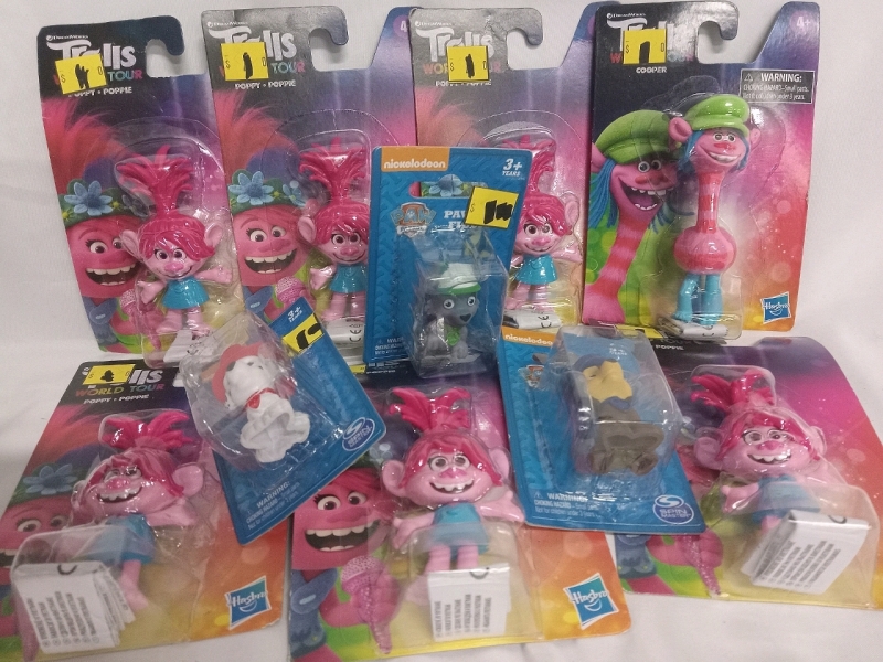 10 New | Kid's Licensed Toy Lot | Includes Trolls & Paw Patrol