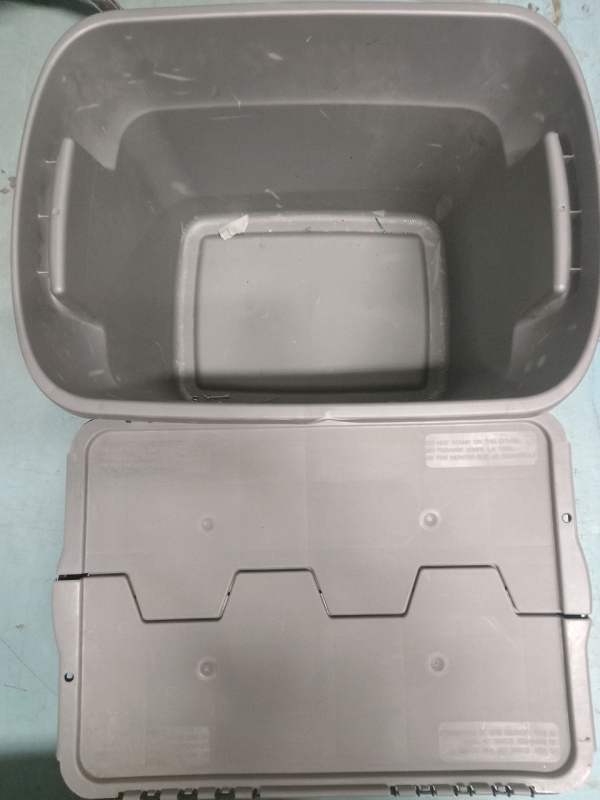 2 Tote Bins | 1 with Lid | Largest is 68L