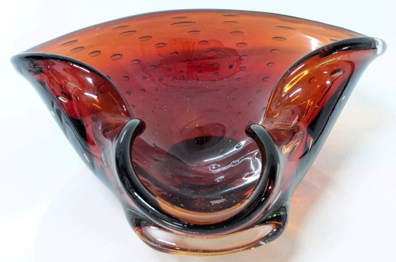 MCM Murano-Style Blown Art Glass Bowl / Ashtray (?) Amberina with Controlled Bubbles - 7.25" x 9" x 3" Tall