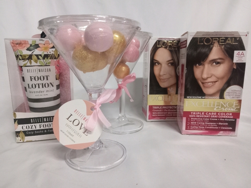 New | Ladies Self Care Lot | Includes Bath Fizzies, Hair dye & More