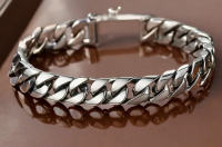 925 Sterling Silver Stylish Minimalist Cuban Chain Bracelet Approximately 8 Inch Box Clasp Safety