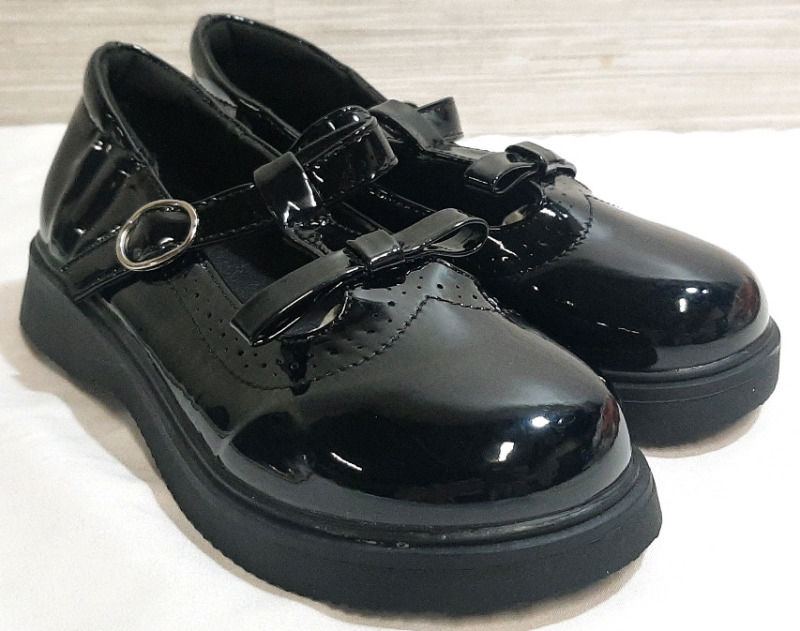 New Pair of Fashion Shoes Kids Black Leather Bow Buckle Shoes, Kids Size 1.5