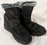 New Size 44 Boots.