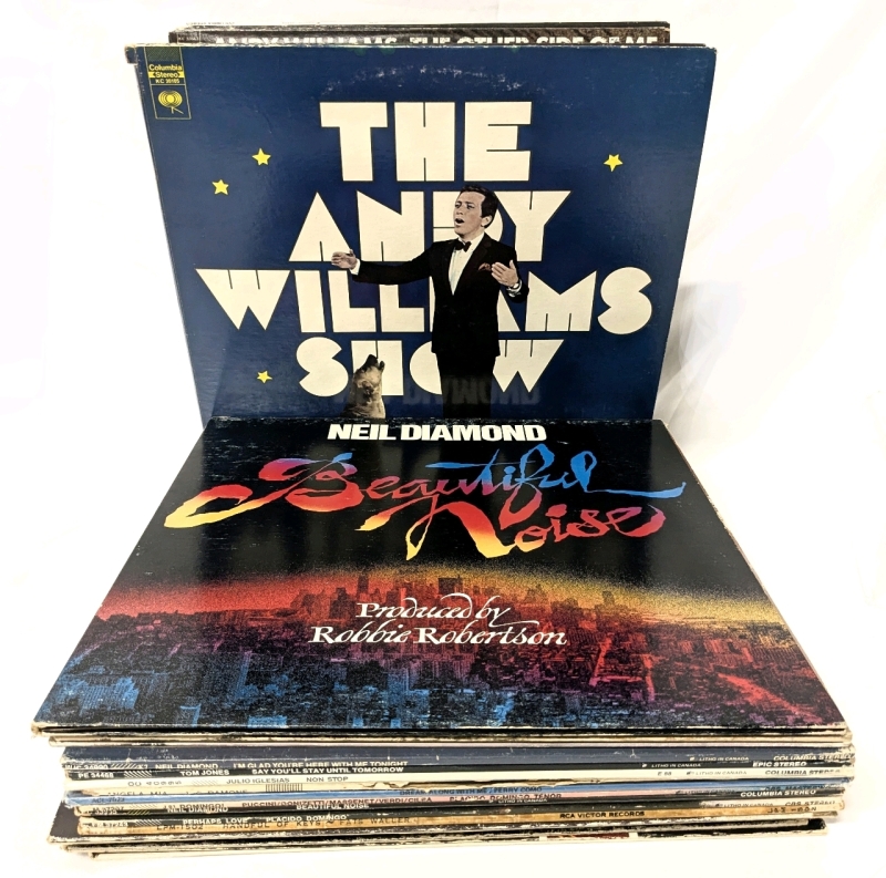 25 Vintage LP Records : Neil Diamond, Kenny Rogers, John Denver, Tom Jones, Julio Iglecias, Andy Williams +