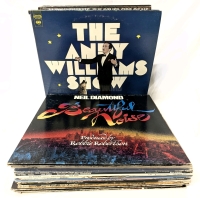 25 Vintage LP Records : Neil Diamond, Kenny Rogers, John Denver, Tom Jones, Julio Iglecias, Andy Williams +