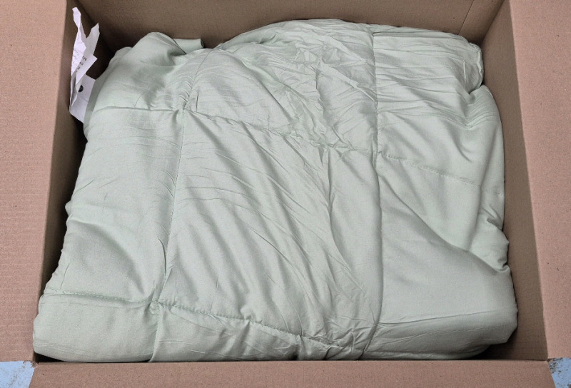 As New California King Comforter Light Green 96 by 104"