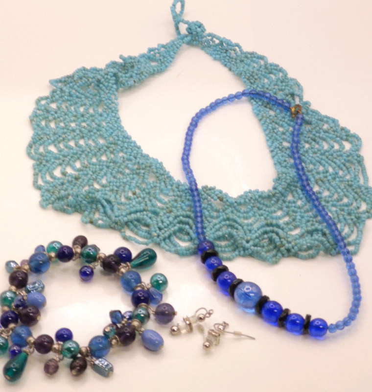 Beaded Collar + Earrings+ Bracelet