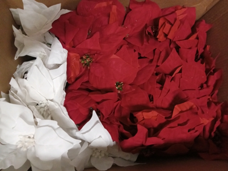 Over 10 New | Gorgeous Decorative Faux Poinsettias w/ Glittery Center