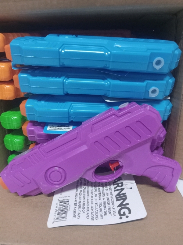 12 New | 8" Water Shooters | 4 Fun Colours!