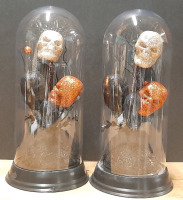2 New Halloween Glitter Skull Heads In Plastic Removable Display Vases