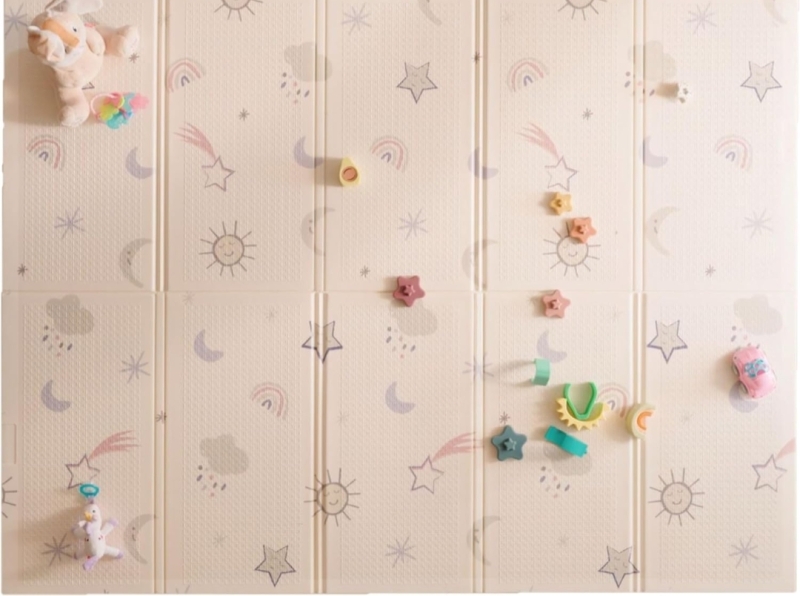 New: Nuby Reversible Baby Floor Mat - 76 x 12 x 41cm