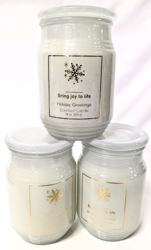 3 New Holiday Greetings 510g Scented Candles in Opaque Glass Vessels