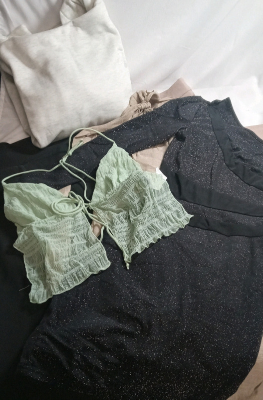 6 New | Size S Women's Fashion Clothing