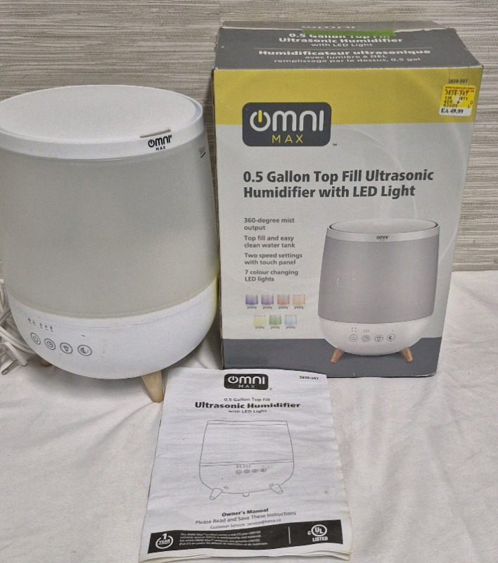 Omni Max 0.5 Gallon Ultrasonic Humidifier with LED Light 9" Tall - Powers up