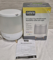 Omni Max 0.5 Gallon Ultrasonic Humidifier with LED Light 9" Tall - Powers up