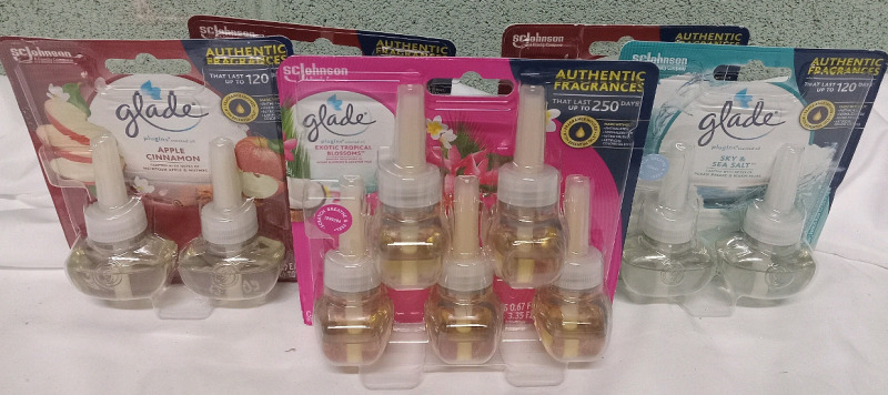 5 New Packs | Glade Plug ins | 13 total Plug ins | Exotic Tropical Blossoms, Sky & Sea Salt & Apple Cinnamon