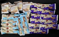 25 New Treats: 9 TURTLES Caramel Sea Salt & 11 Dark Chocolate Pecan TURTLES (50g ea, BB 11/2024), 5 Russell Stover Pecan Delights (56g ea, BB 10/2024)