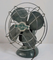 Vintage Sea-Breeze Table Fan , Model 6160 . Small piece missing from base . Tested Working